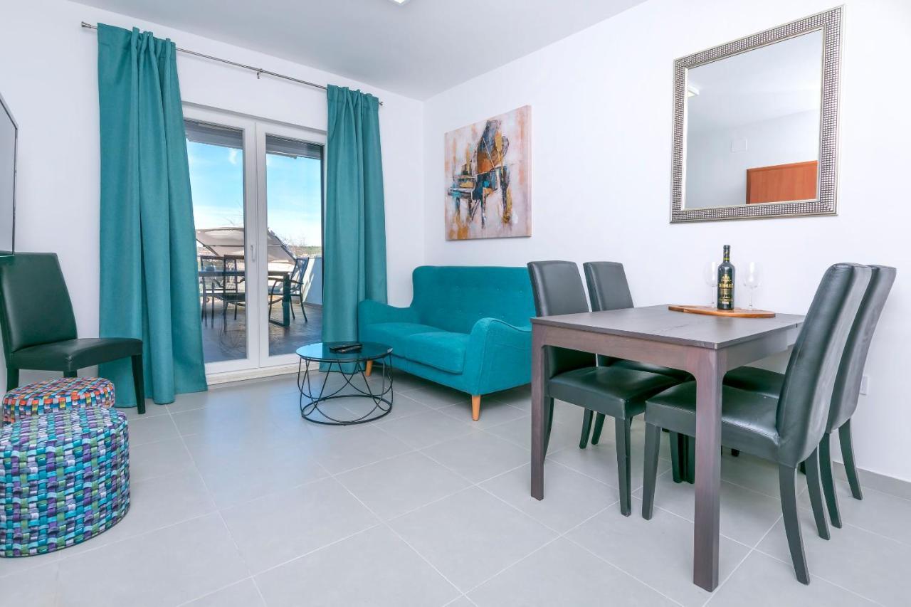 Apartments Visnja Rogoznica  Eksteriør billede